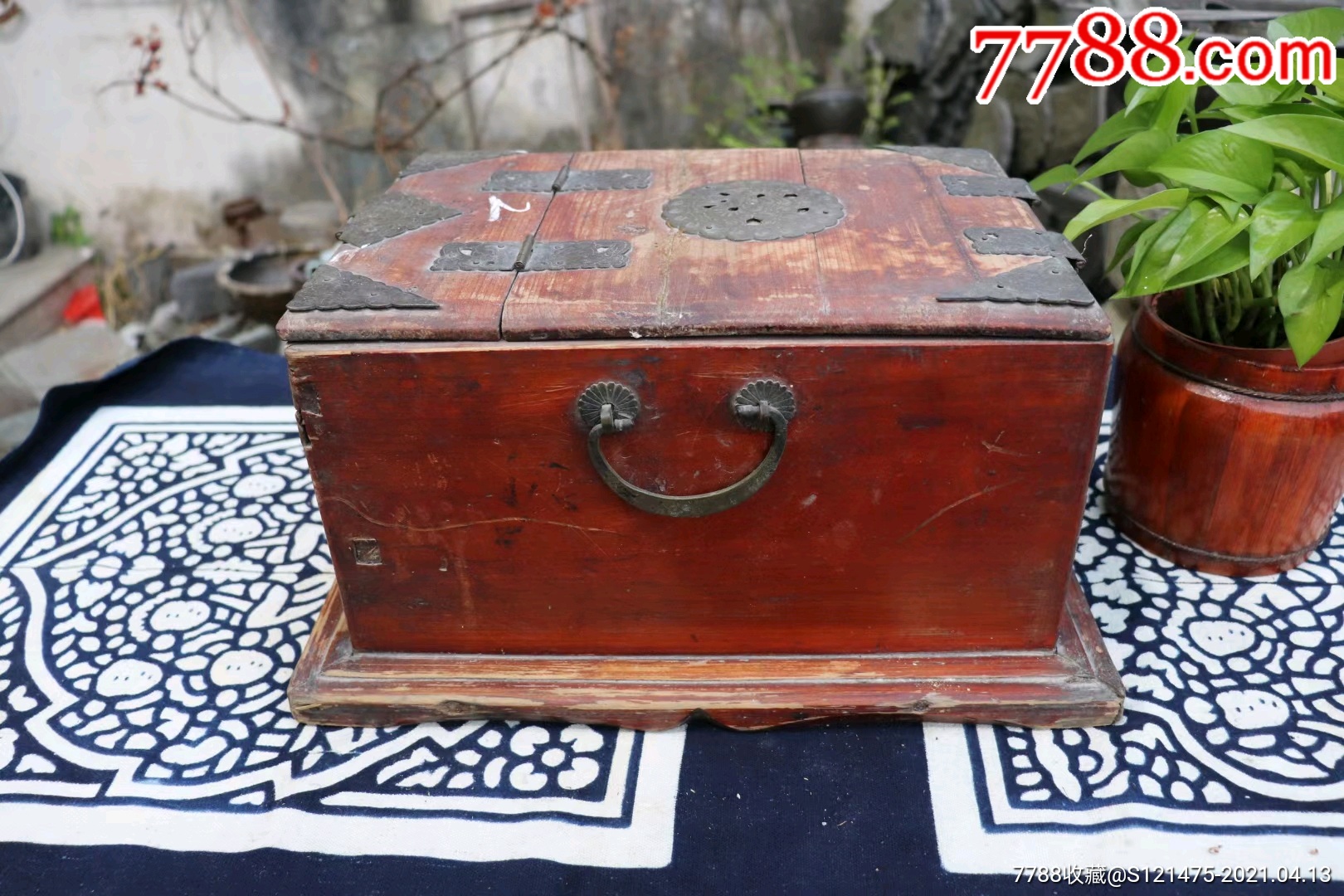民俗老物件一线货源收购高年份清代老木梳妆盒特价580