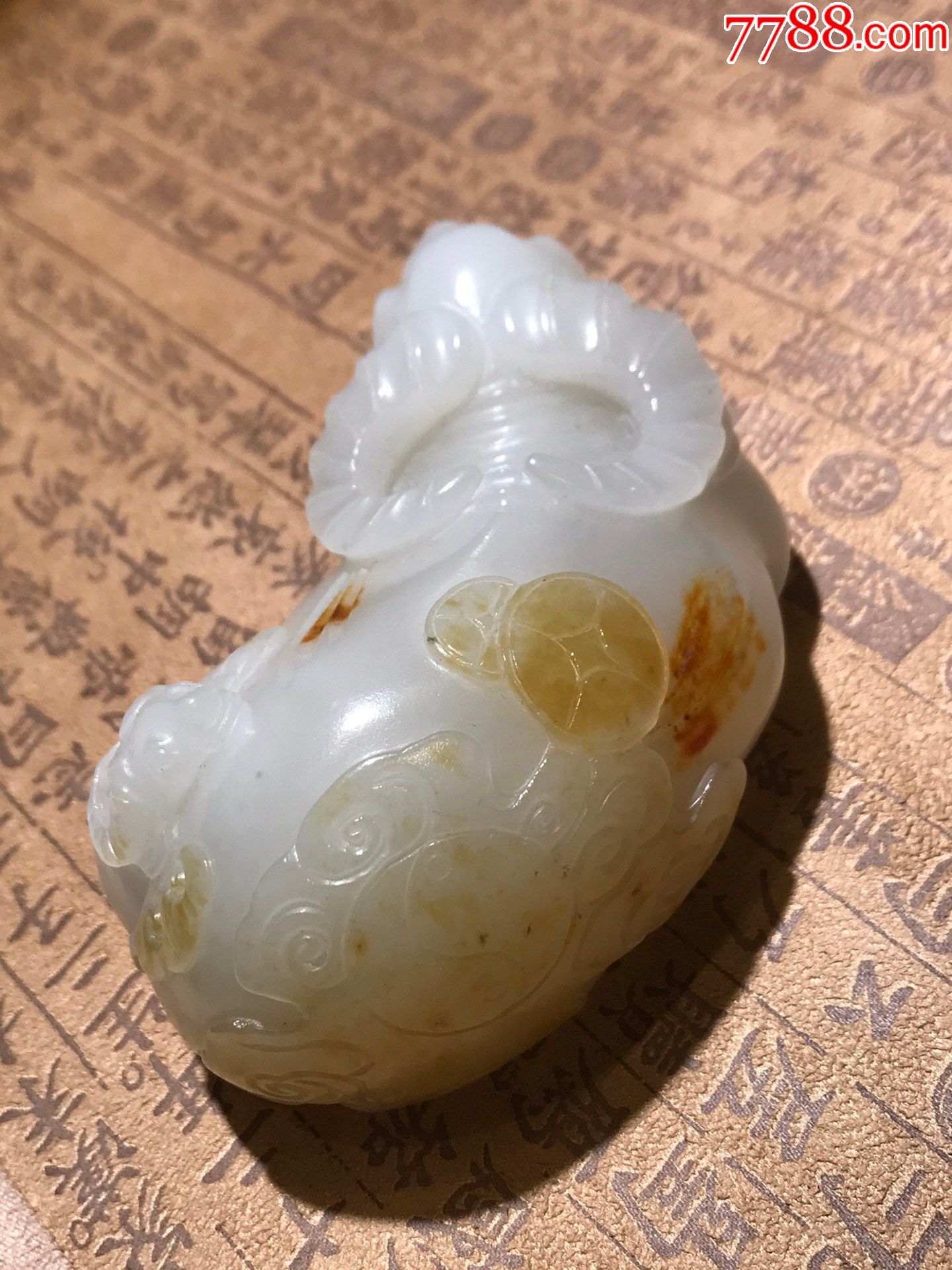 和田玉雕牛