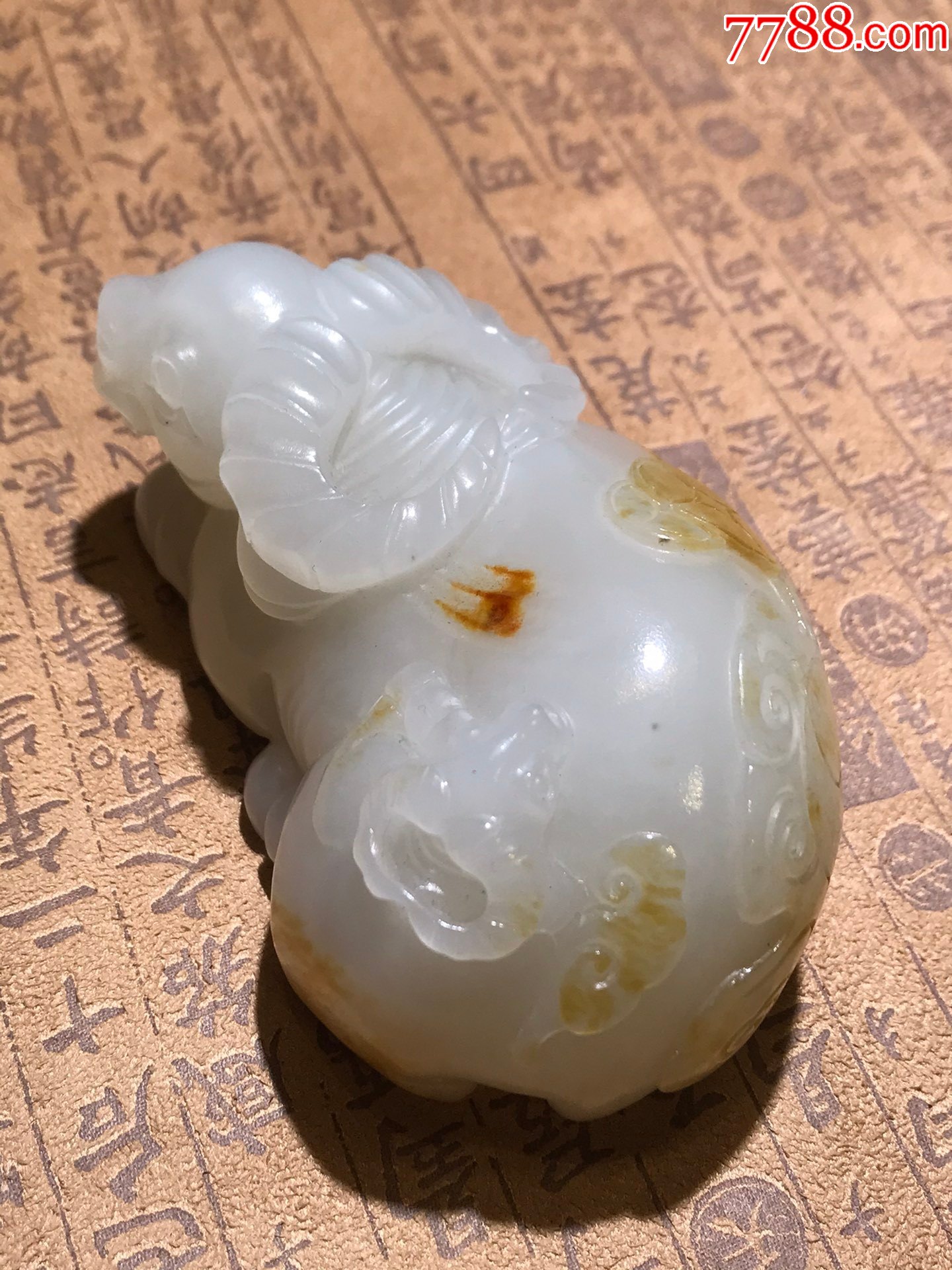 和田玉雕牛