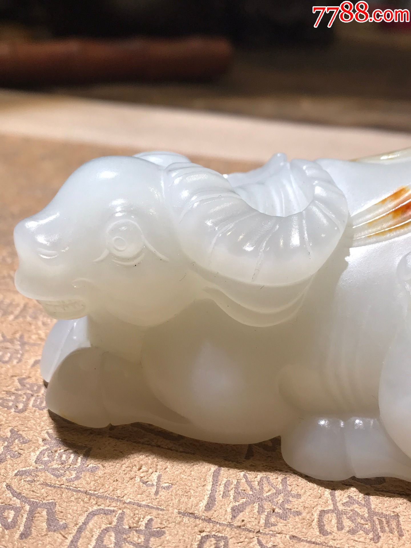 和田玉雕牛