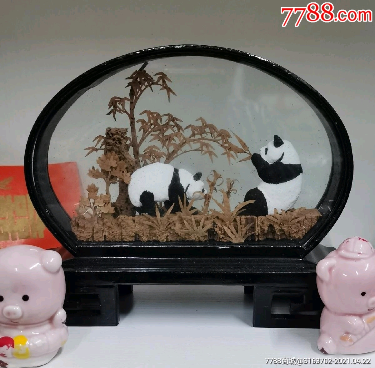 福州软木画摆件一个熊猫戏竹图15厘米长宽