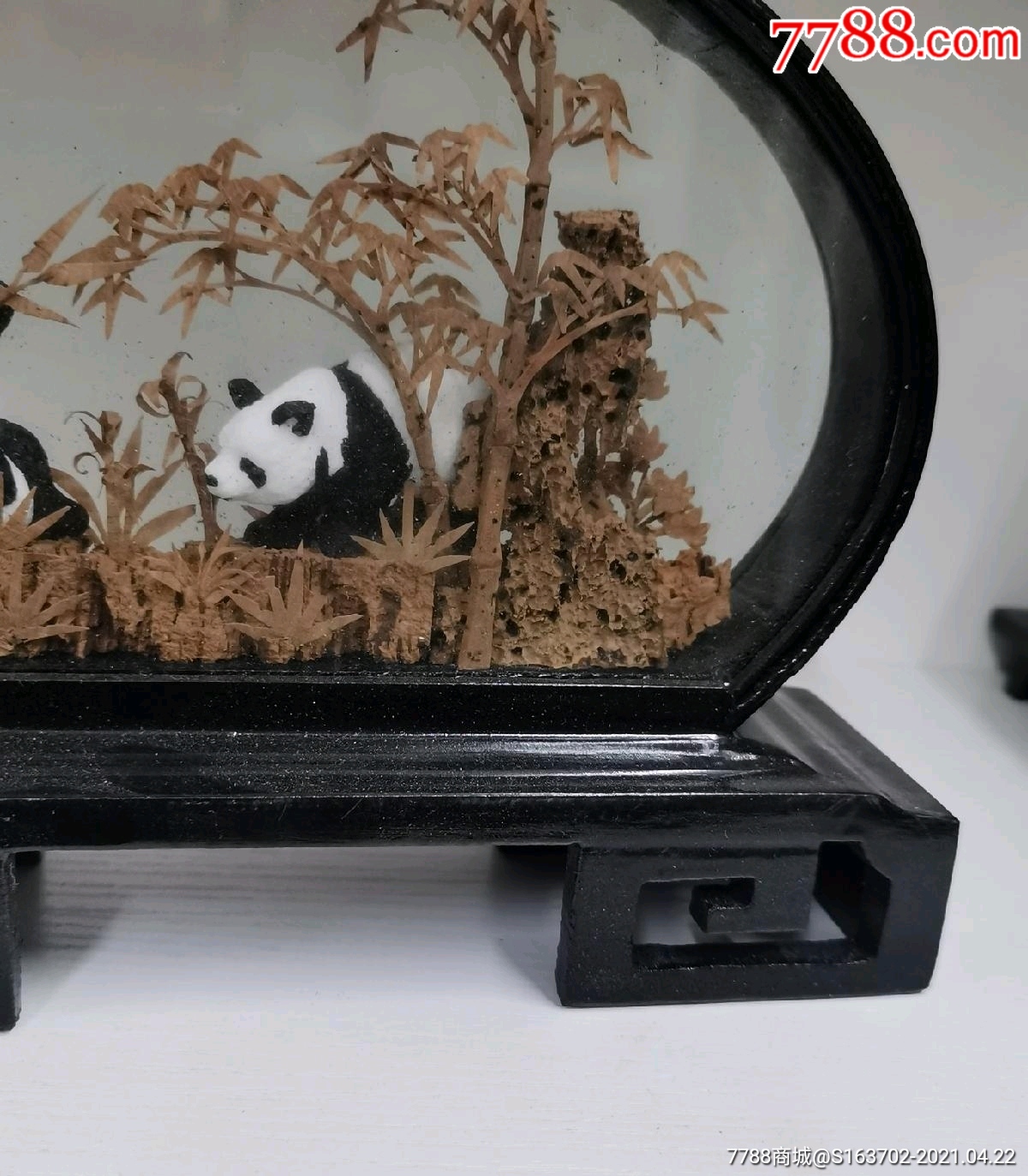 福州软木画摆件一个～熊猫戏竹图,15厘米长宽
