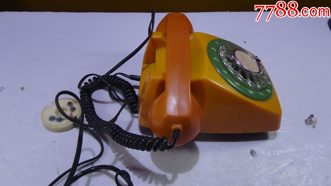 70年代老拨盘电话
