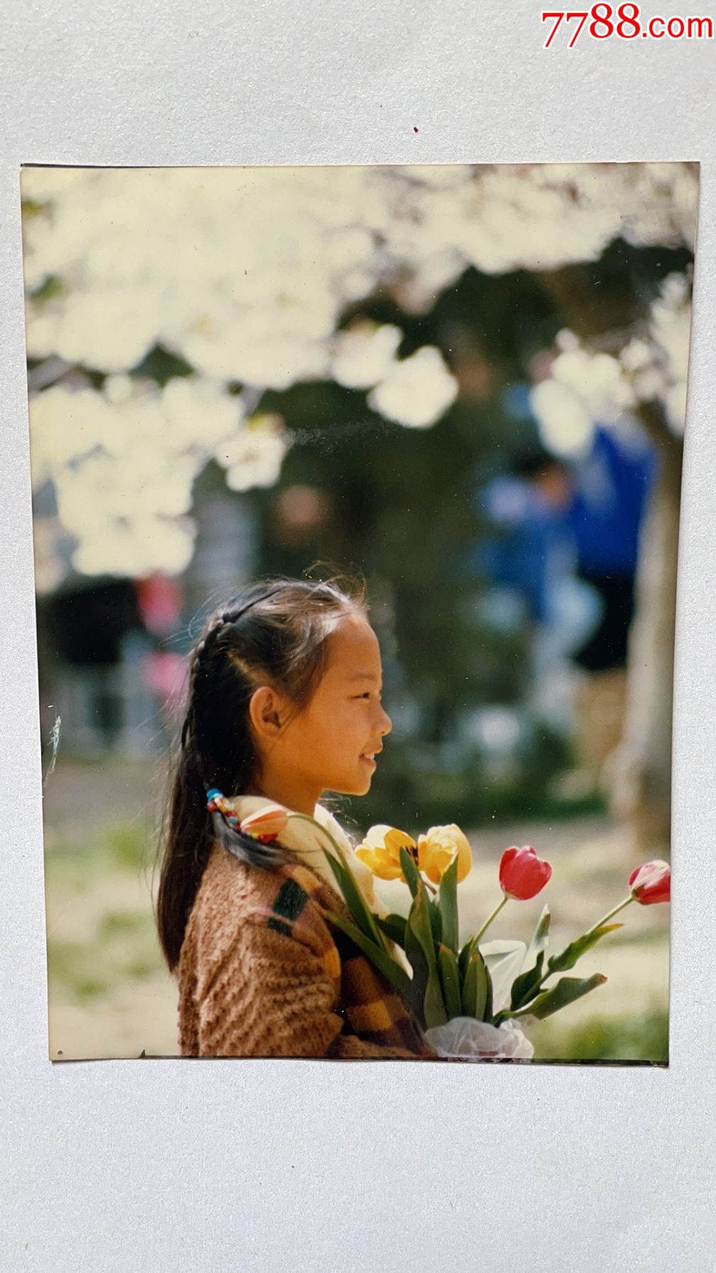 90年代摄影大赛作品花儿与少女