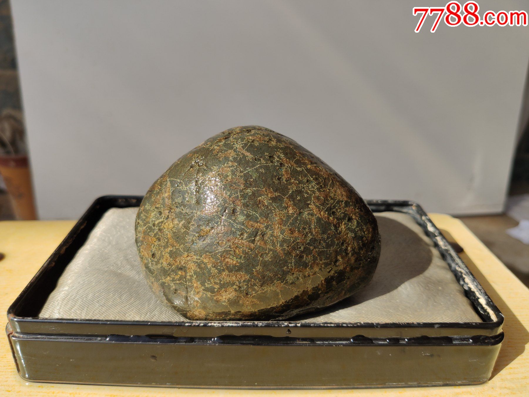 新进洛阳梅花玉原石1826"缠丝梅花玉"(磁性强)