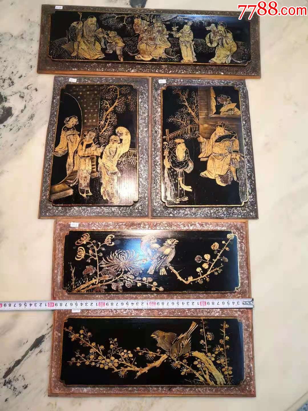 清中期描金铁笔画人物和花鸟板子一套五块