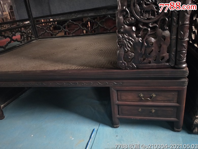 【清末【老红木:红酸枝】大开门架子床,整板全手工雕刻,中间和合二