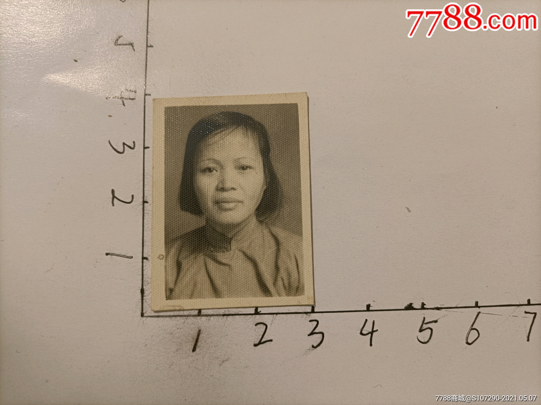 50年代女士证件照-价格:8元-se80038498-老照片-零售-7788收藏__收藏