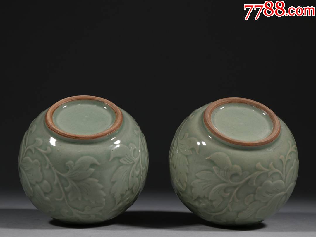 龙泉青瓷暗刻花卉围棋罐一对