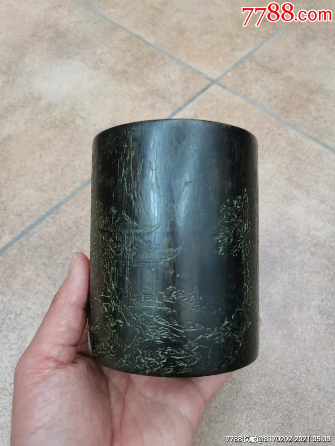 清代沉香木笔筒