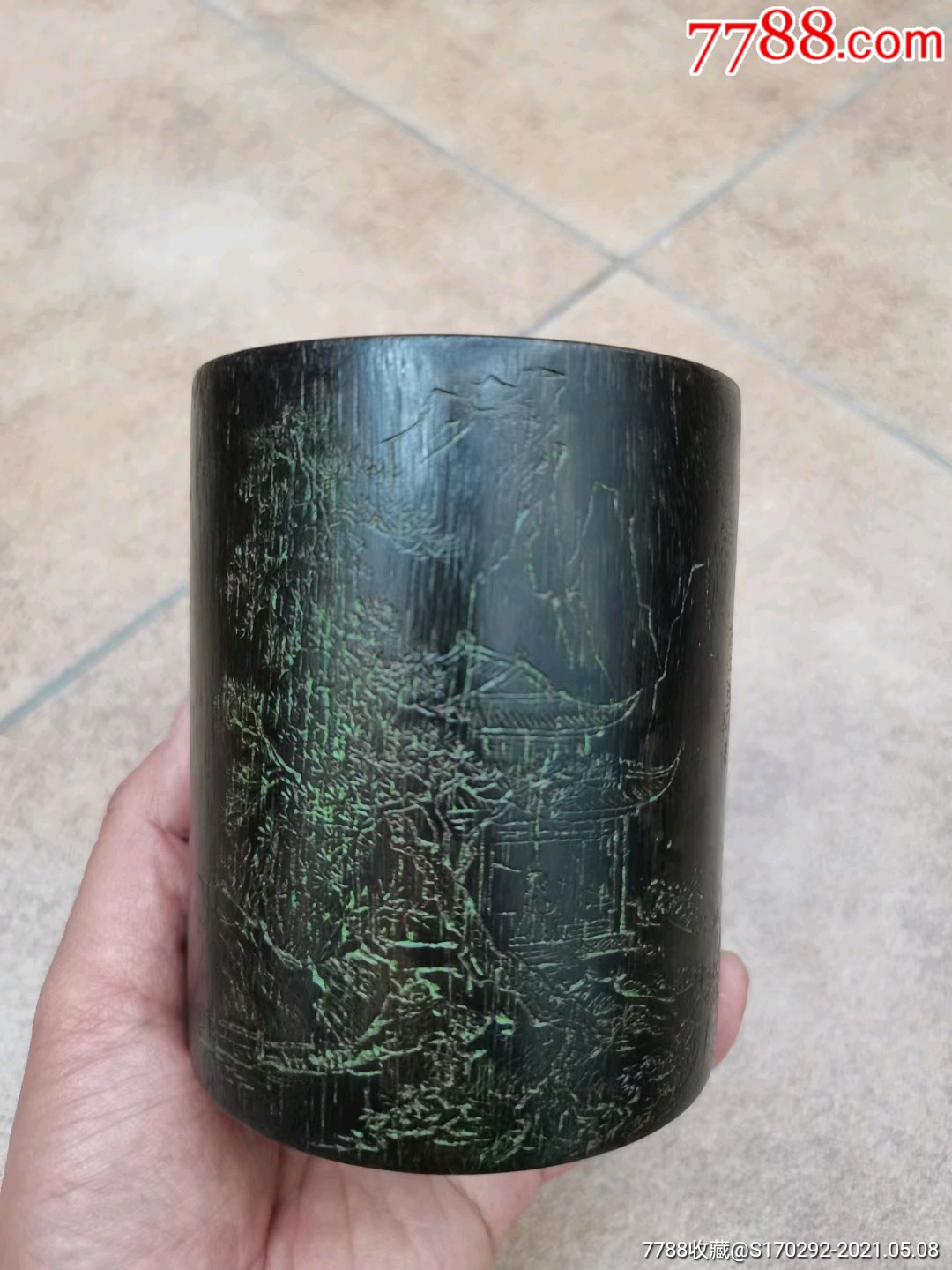 清代沉香木笔筒