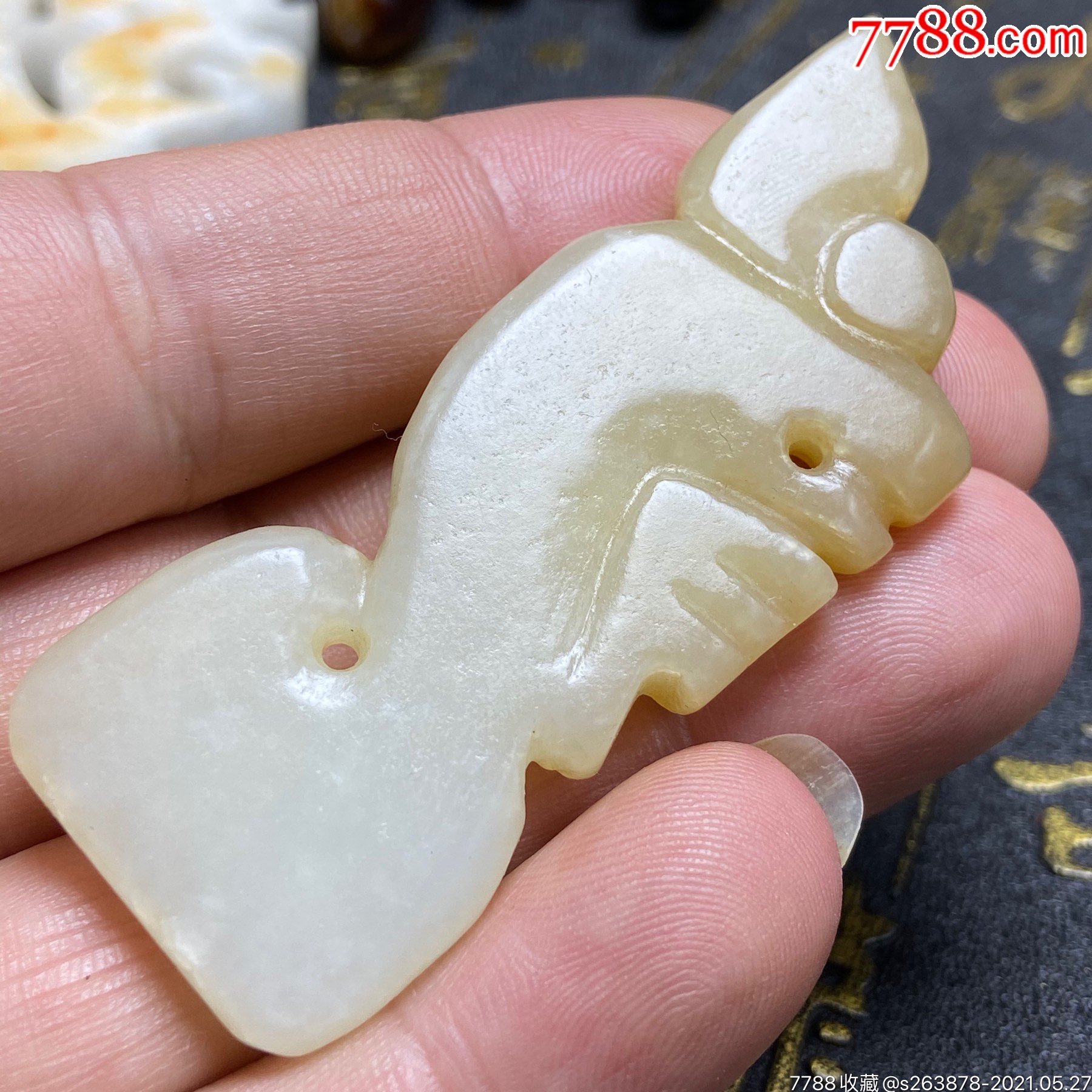 高古和田玉古兽图腾吊坠