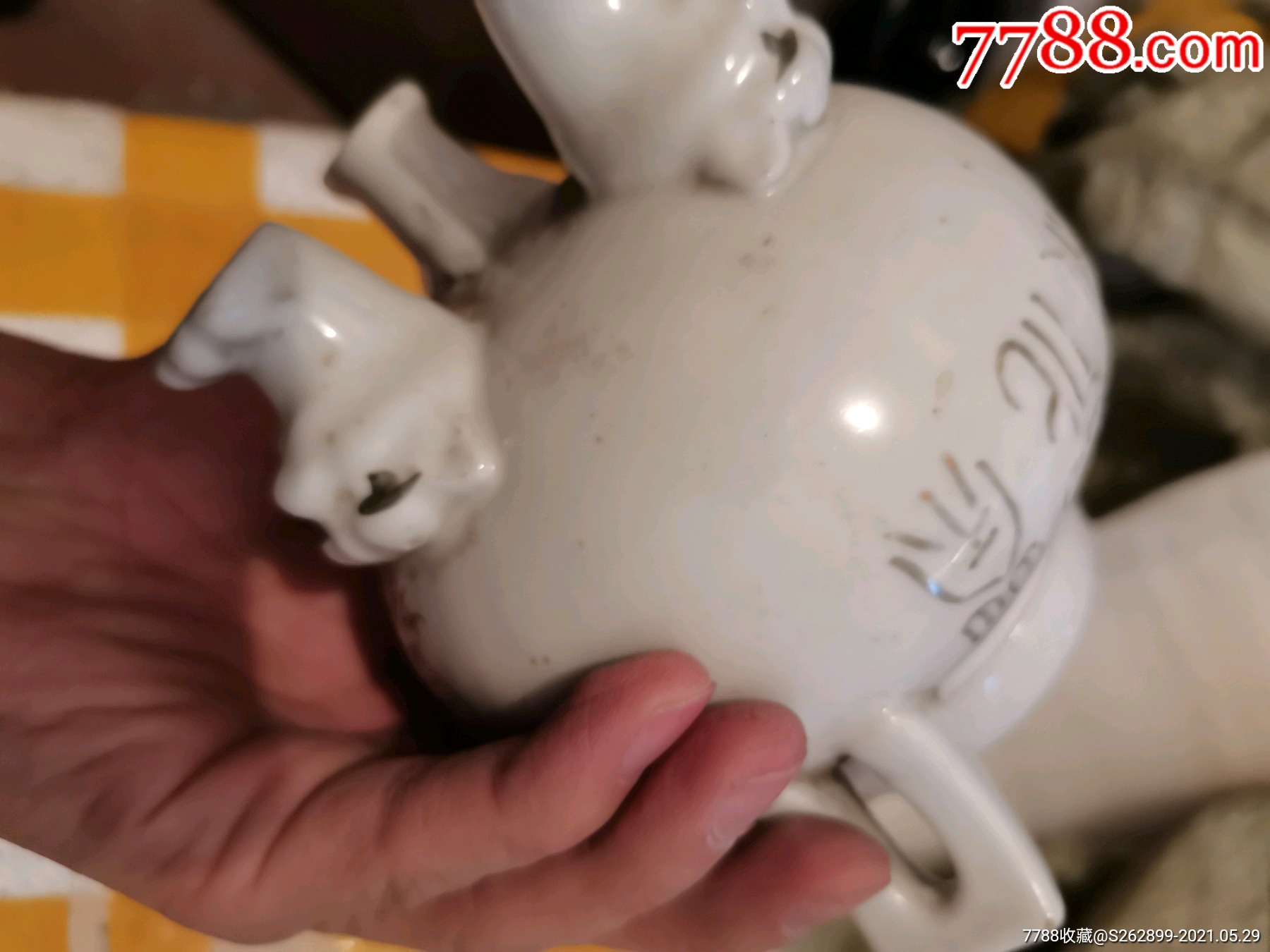 八十年代霞浦县瓷厂烧制的三足狮子花茶茶罐