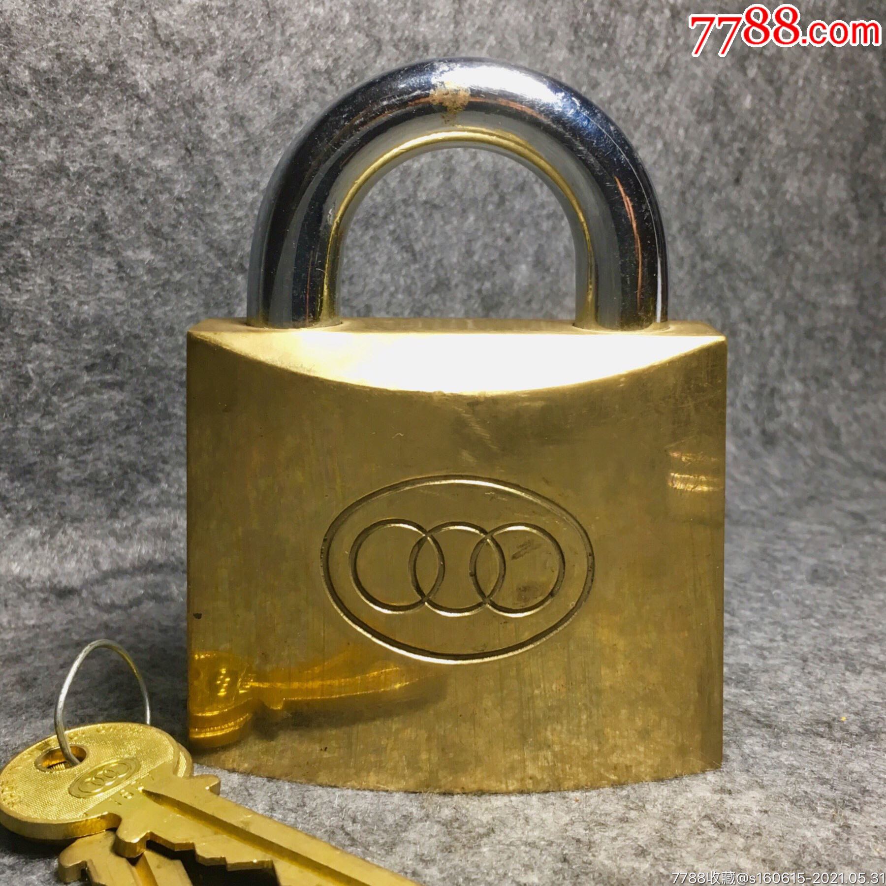 五十年代三环锁前身烟台程明锁厂超大铜锁老挂锁原配镀金钥匙