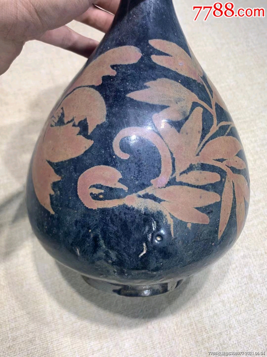 宋代铁锈花玉壶春瓶