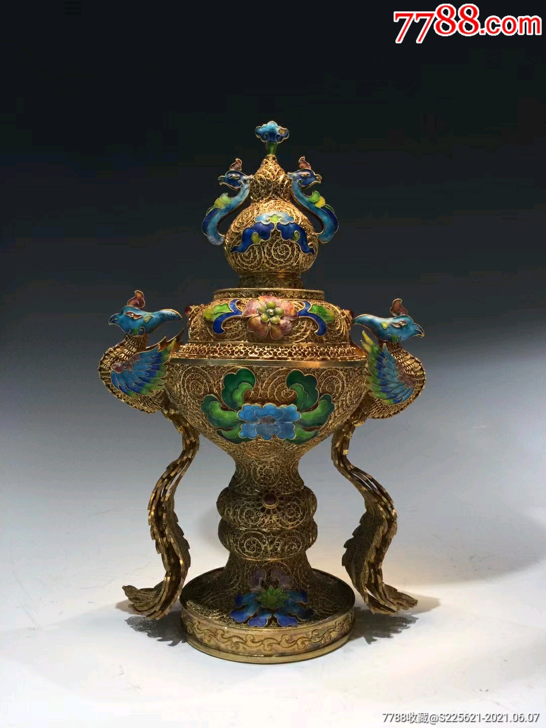 纯银鎏金烧蓝花丝镶嵌宝石凤穿牡丹摆件