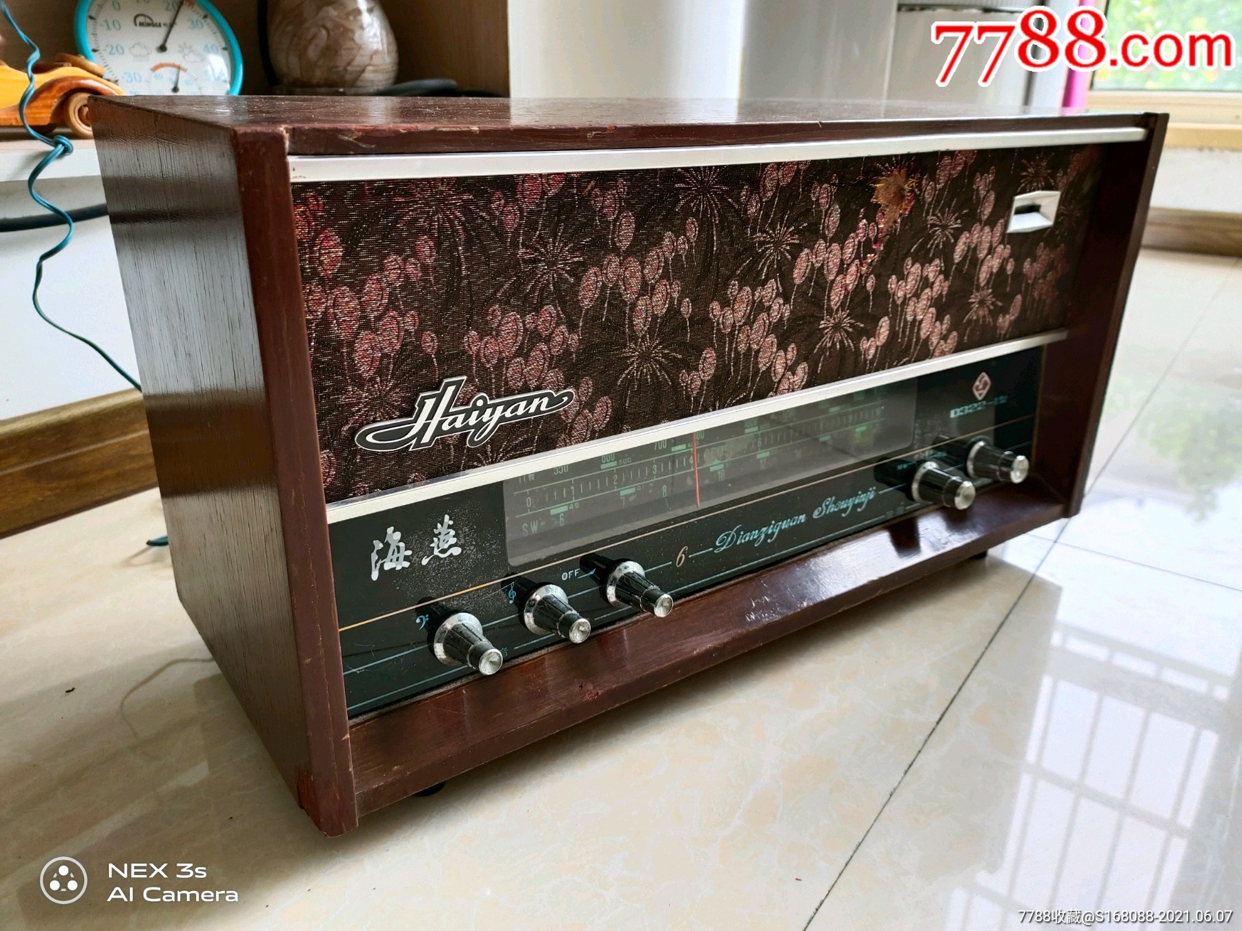 七十年代老上海海燕牌d322-1型电子管老收音机老式古董机戏匣子老电器
