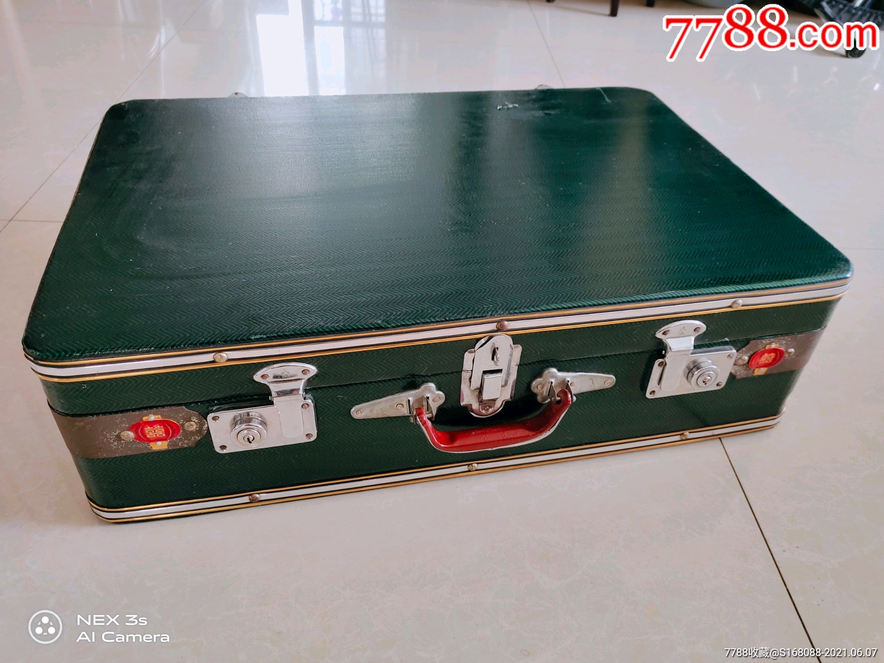 文革时期七八十年代怀旧古董老物件樟木手提皮箱老式手提箱行李箱旅行