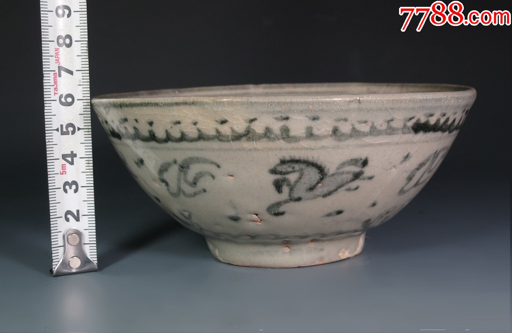 闻德评级82:明代-青花奔马纹-碗心法螺纹碗