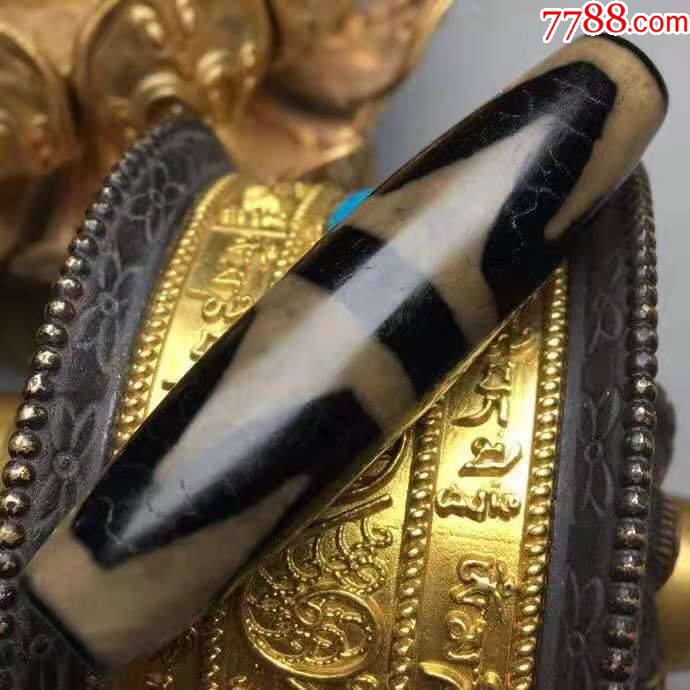 老料高油包浆虎牙天珠