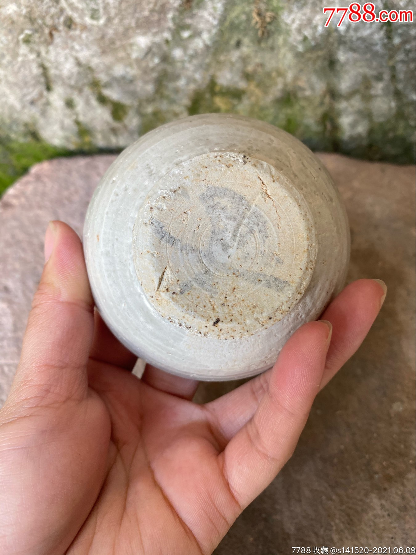 元代芒口影青茶杯,全品,东西完整,釉水好,芒口,如图.