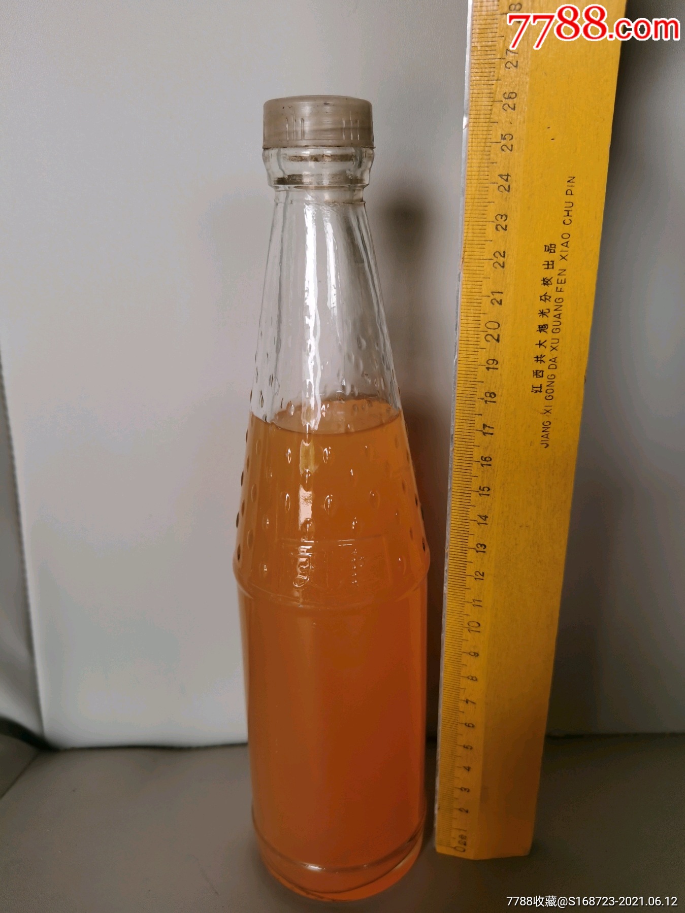 80代怀旧收藏库存天津产玻璃瓶桔子汁