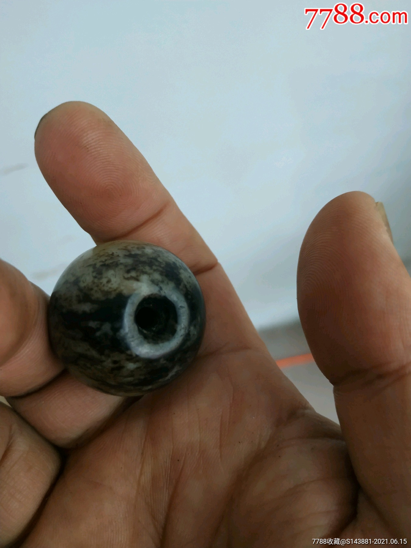 明代和田提油玉珠