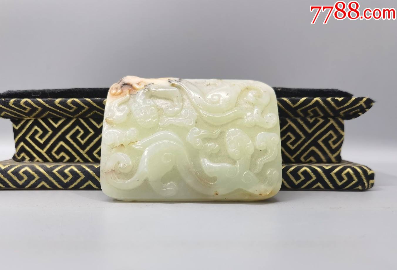 和田玉双龙皮带扣