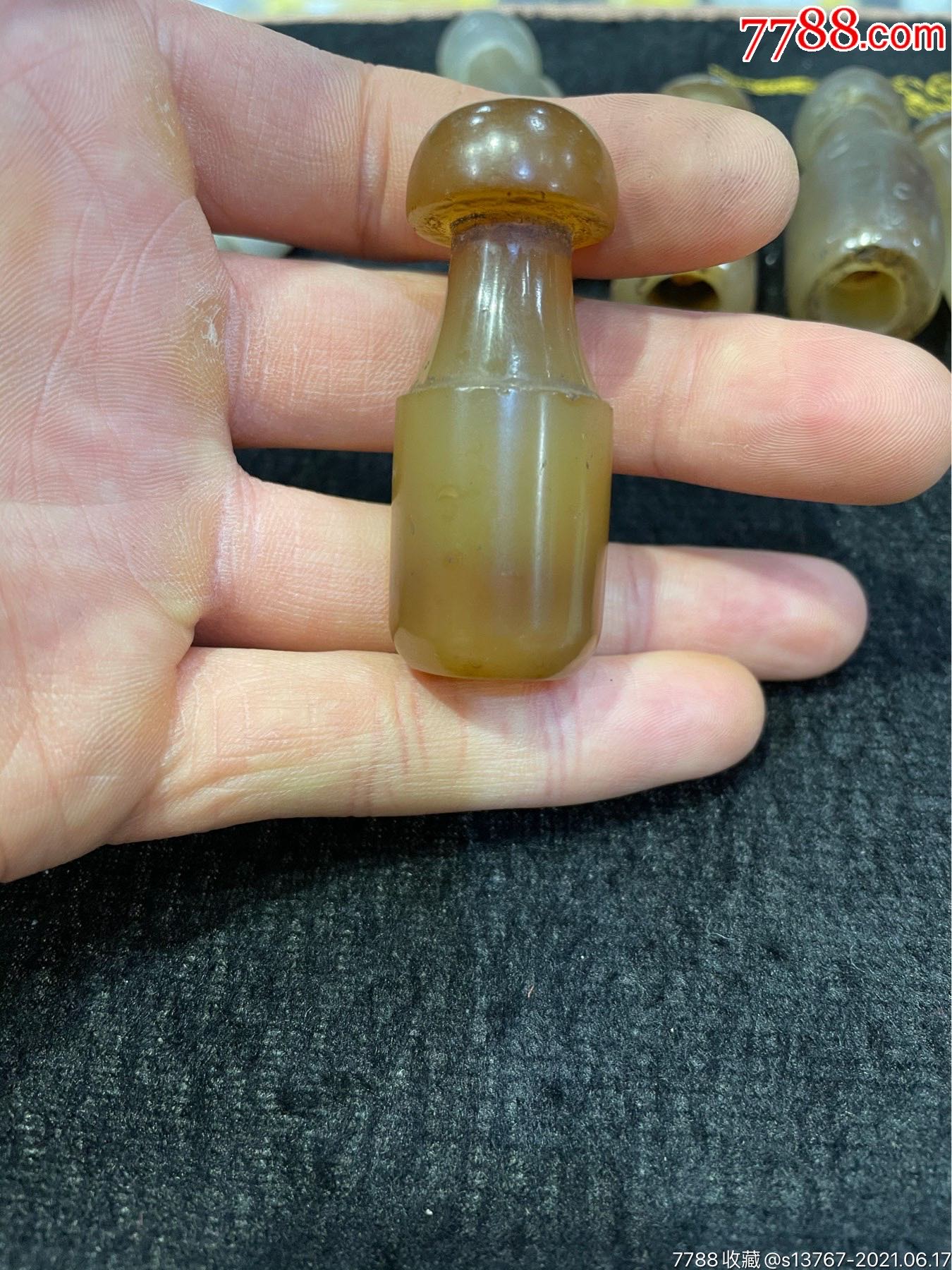 清代老玛瑙烟嘴超大的冰糖玛瑙品相好稀少