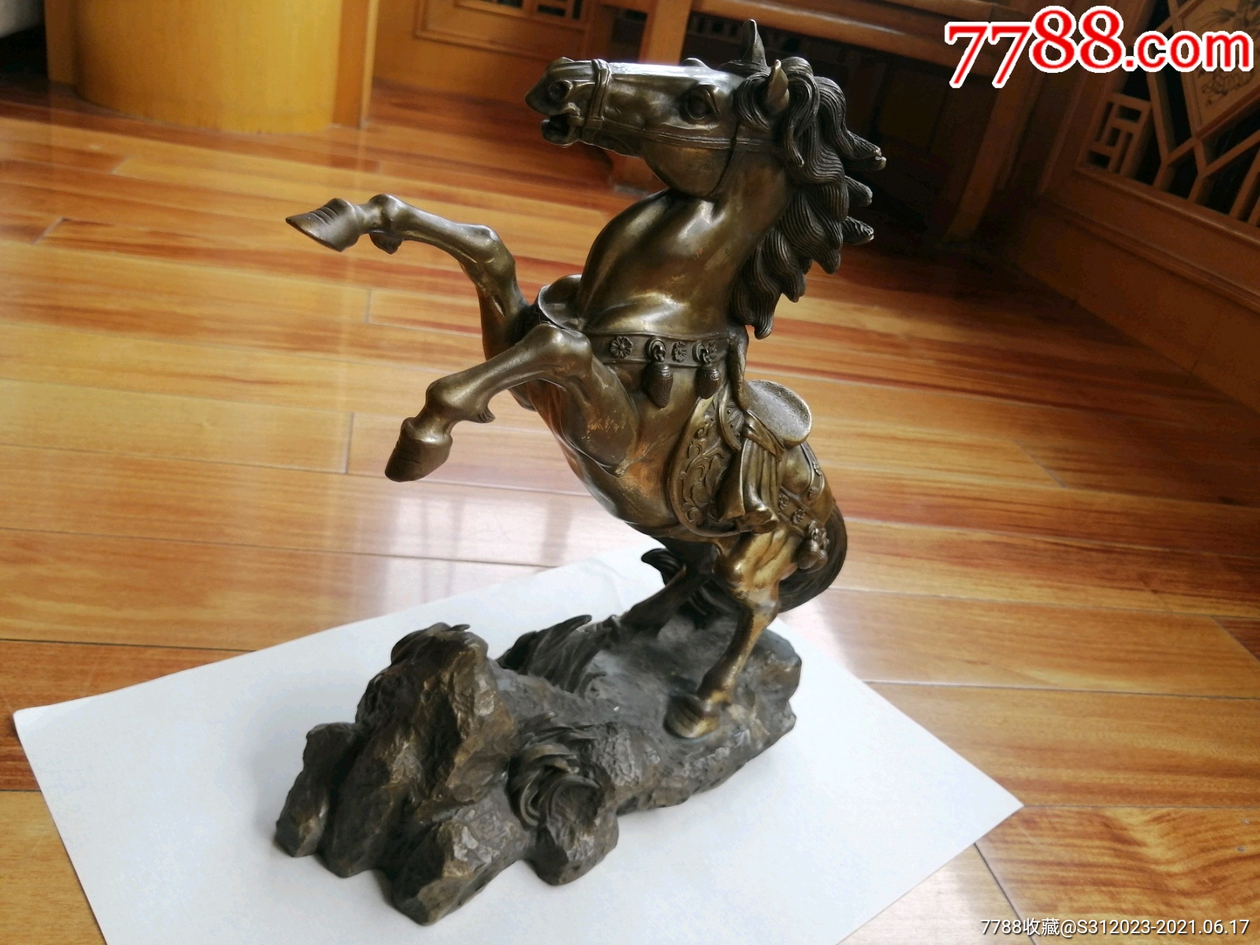 雕铸铜马