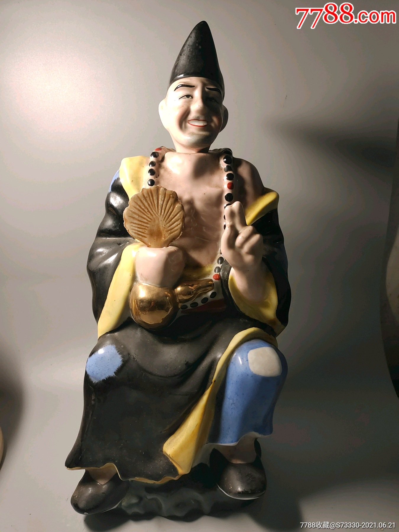 80年代左右出口工艺瓷厂摇头晃脑济公一座瓷塑内有电磁喇叭底部开了一