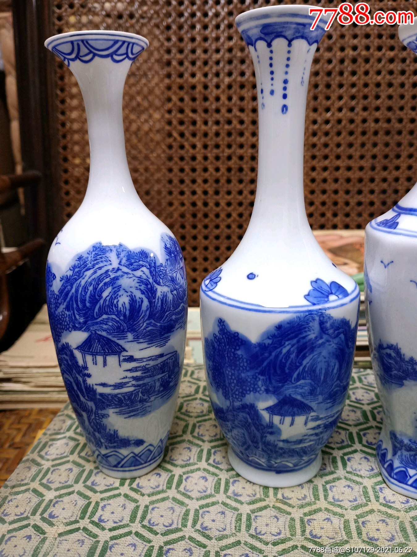 80年代景德镇青花薄瓷花瓶一套-价格:260.0000元-se