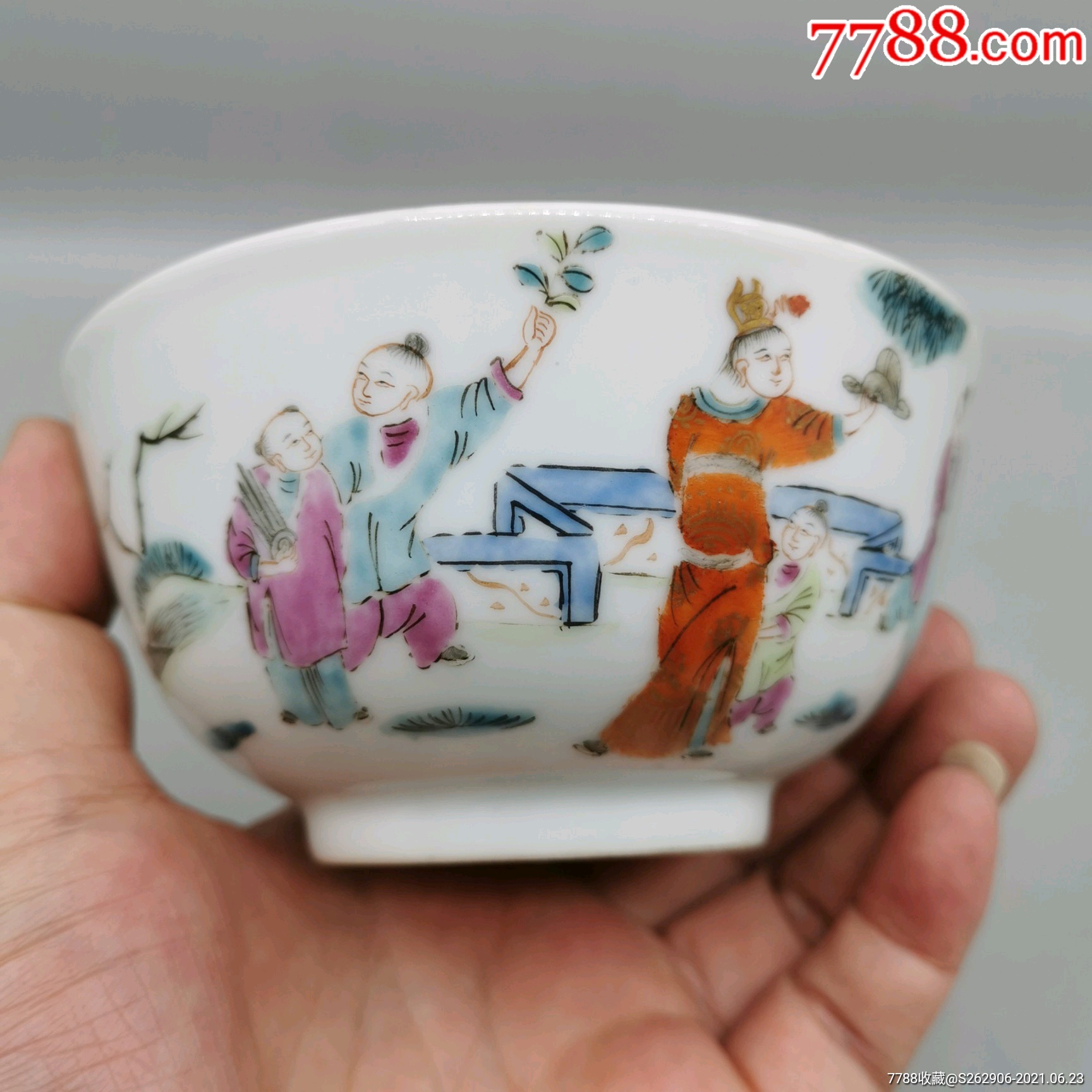 同治粉彩人物碗