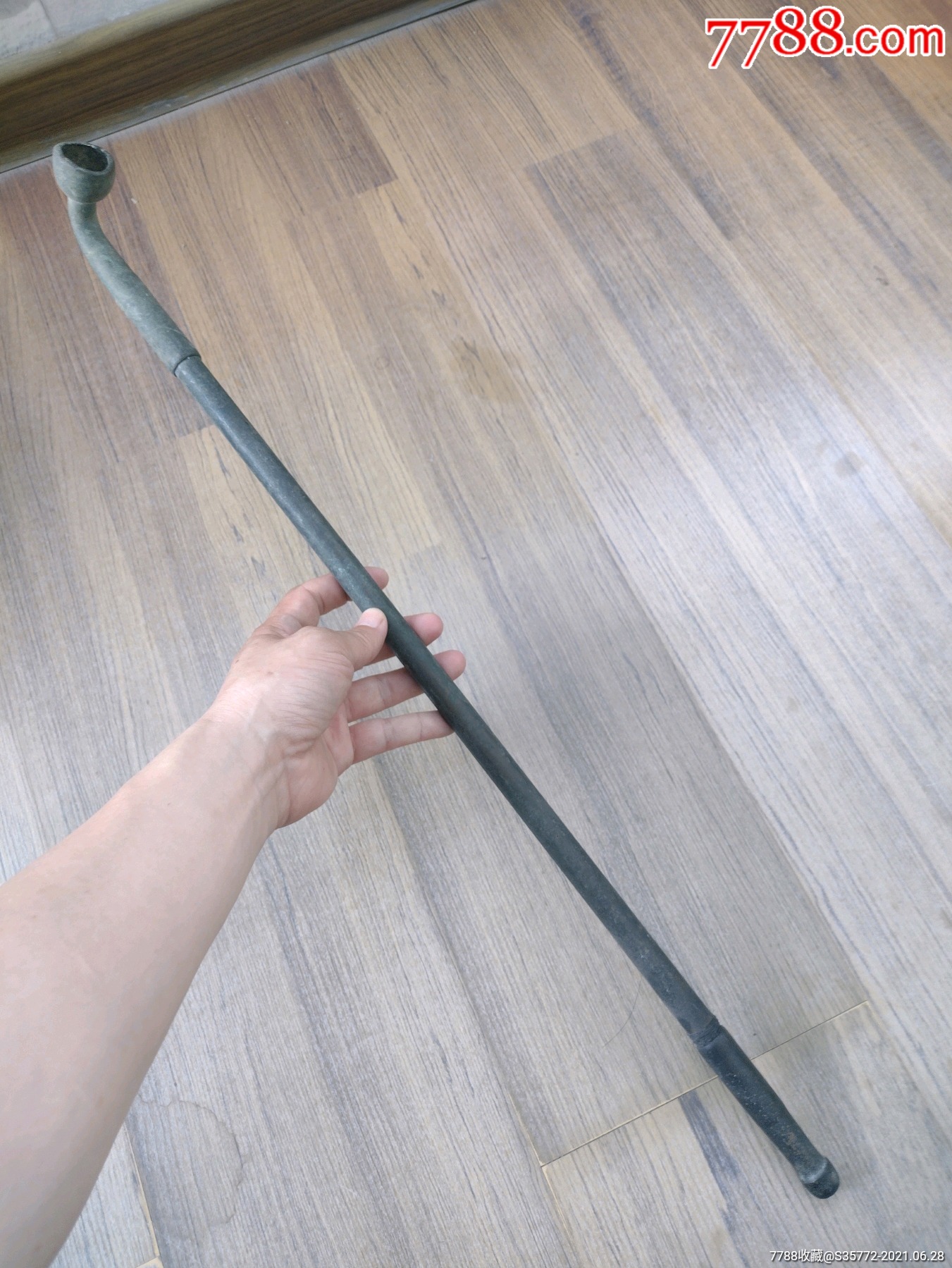 全铜拦面叟,可以是烟杆,可以是兵器