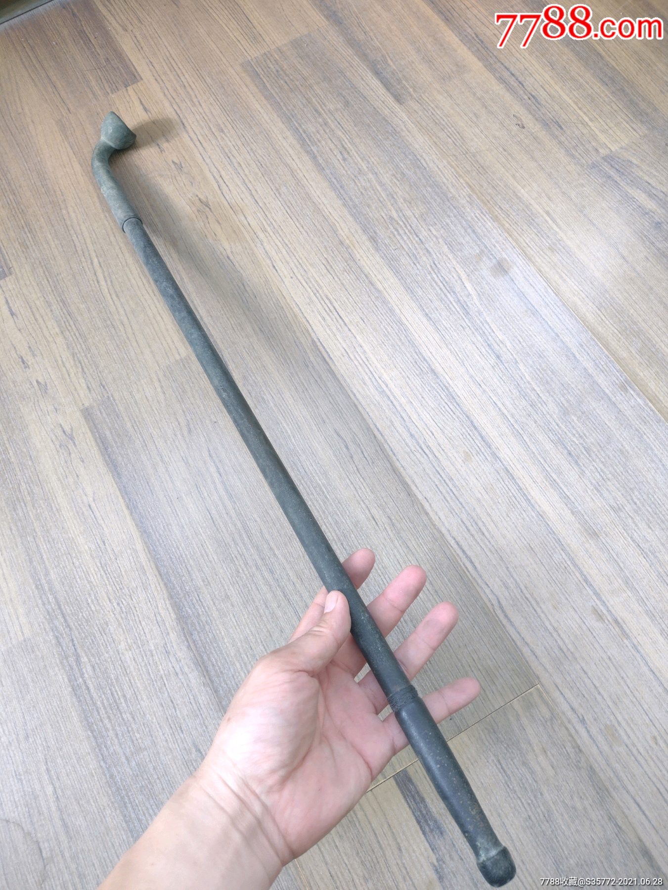 全铜拦面叟,可以是烟杆,可以是兵器