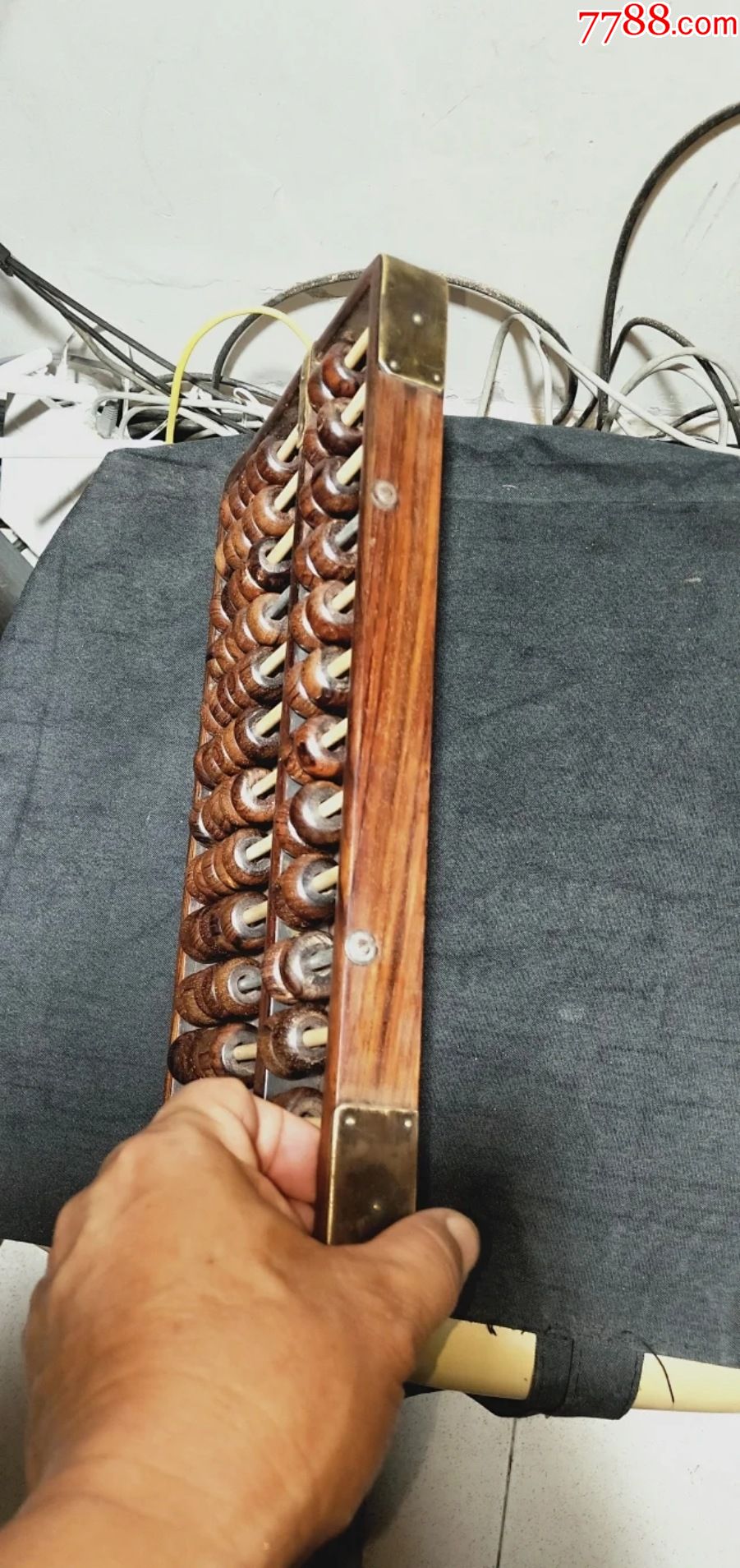 581号13档带底板海南黄花梨老算盘33/17/2.8cm.品相如图终身包老包真