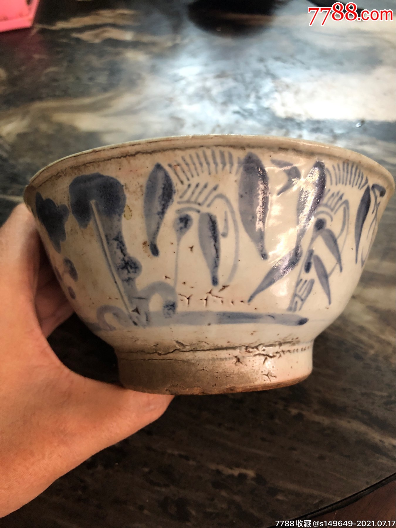 明朝青花花卉碗