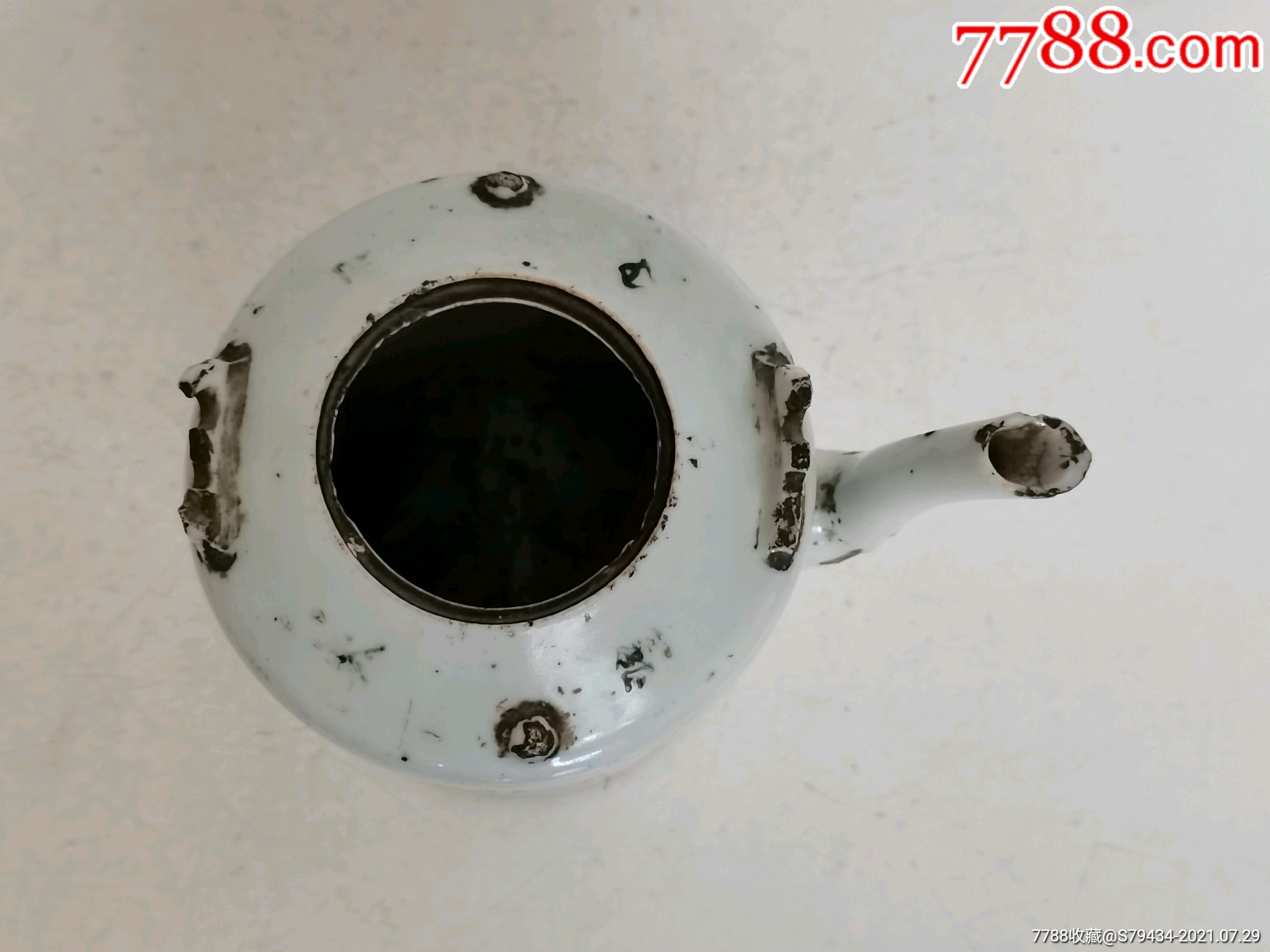 金玉珍藏底款人物壶一把余钊作稀少具体看简介