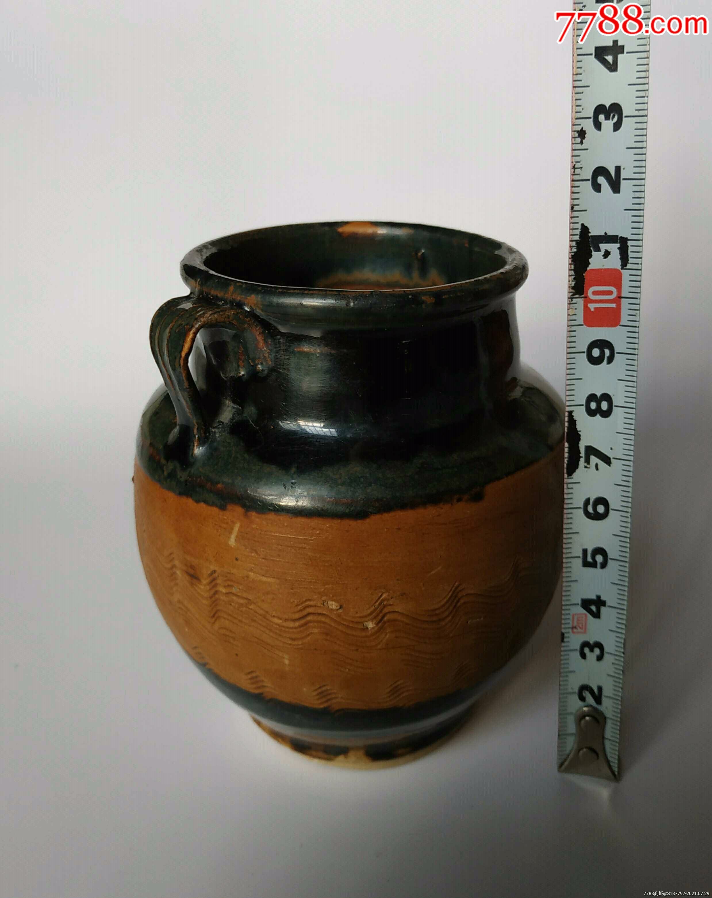 西夏灵武窑水波纹小罐