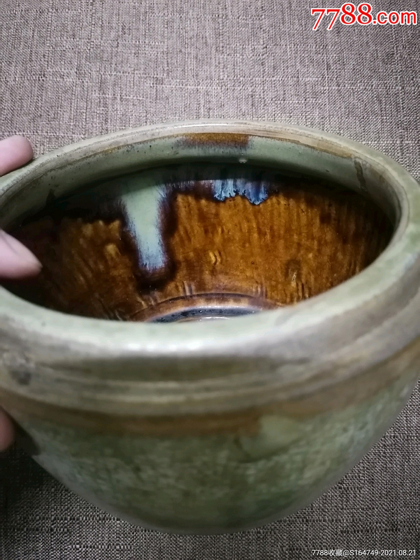 民国时期开片绿釉罐