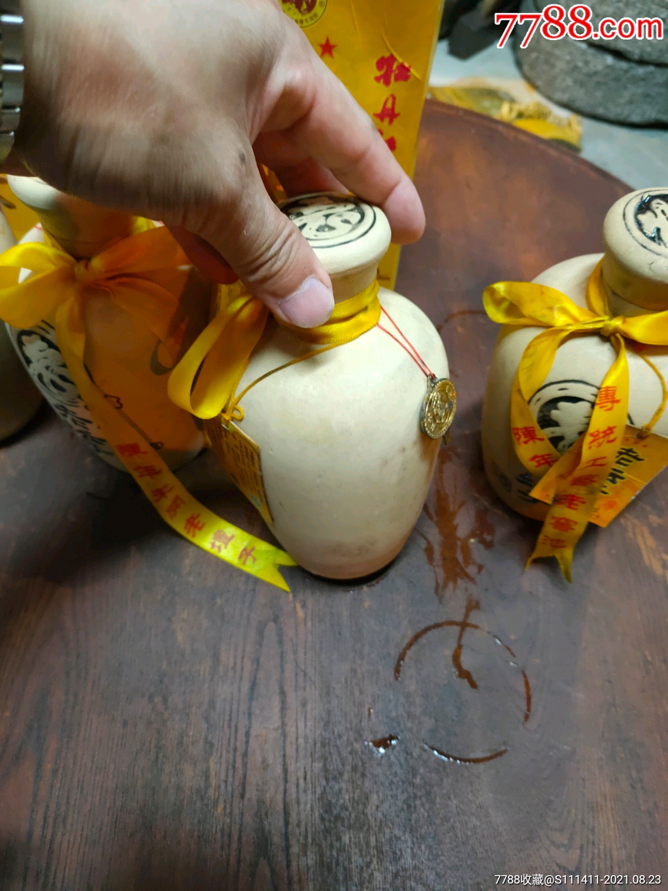 2009年老坛子酒六瓶