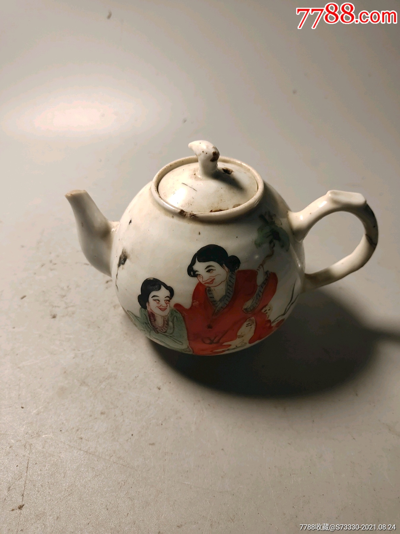567瓷器,民国粉彩手绘和合二仙茶壶一把,磕_价格60元_第1张_7788收藏