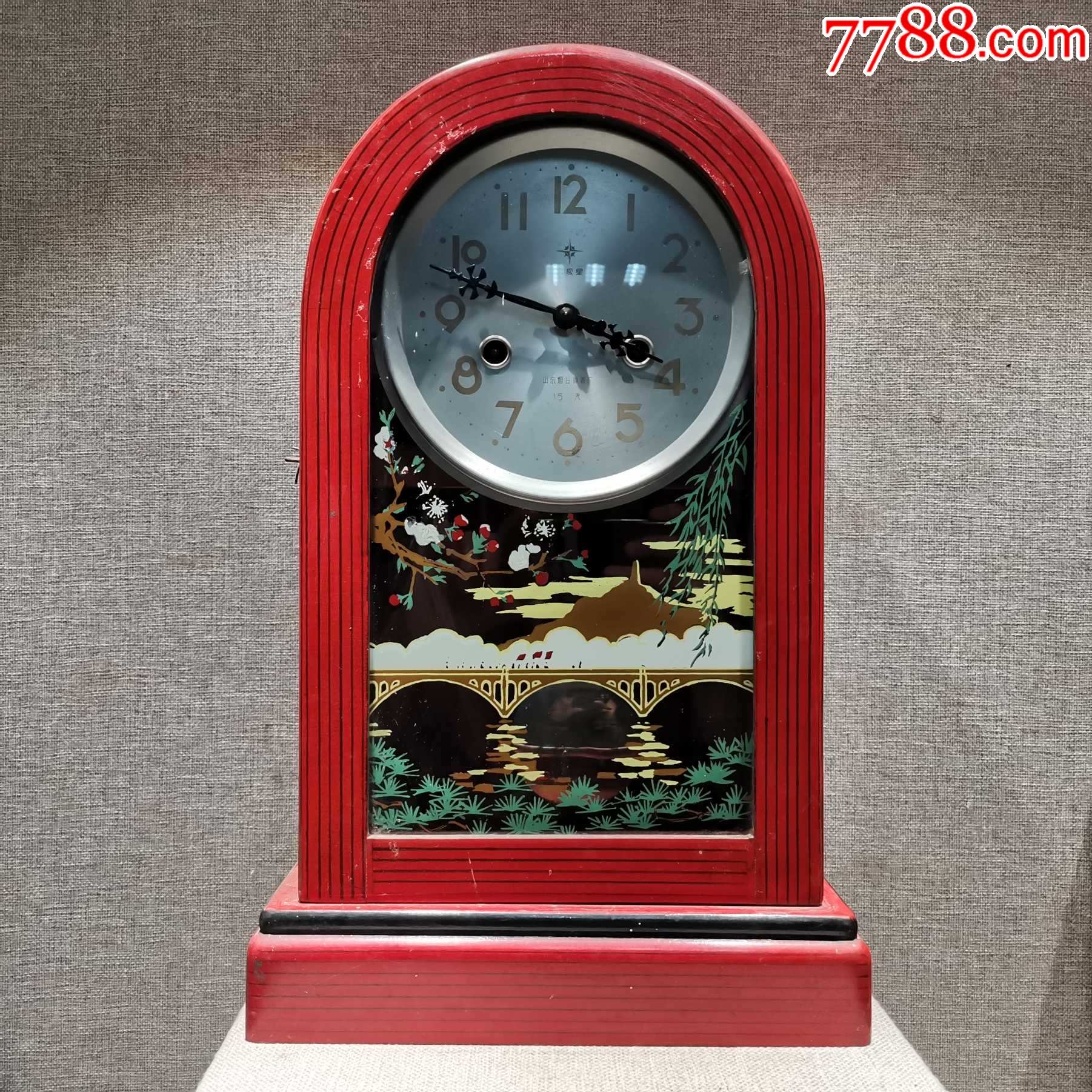 老钟表收藏70年代文革时期座钟山东烟台钟表厂北极星正常使用完整