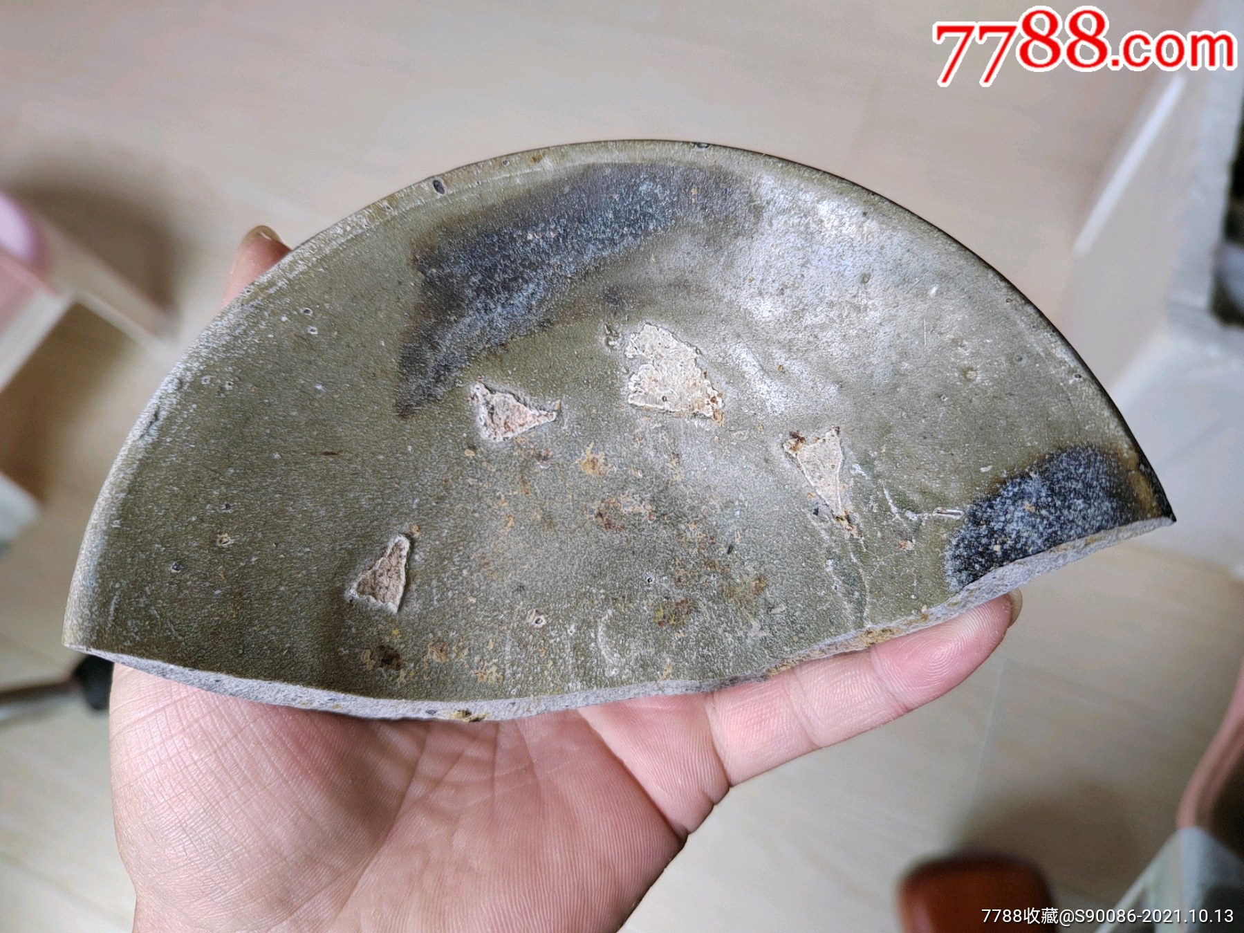 半个唐宣州窑点彩大碗瓷片标本
