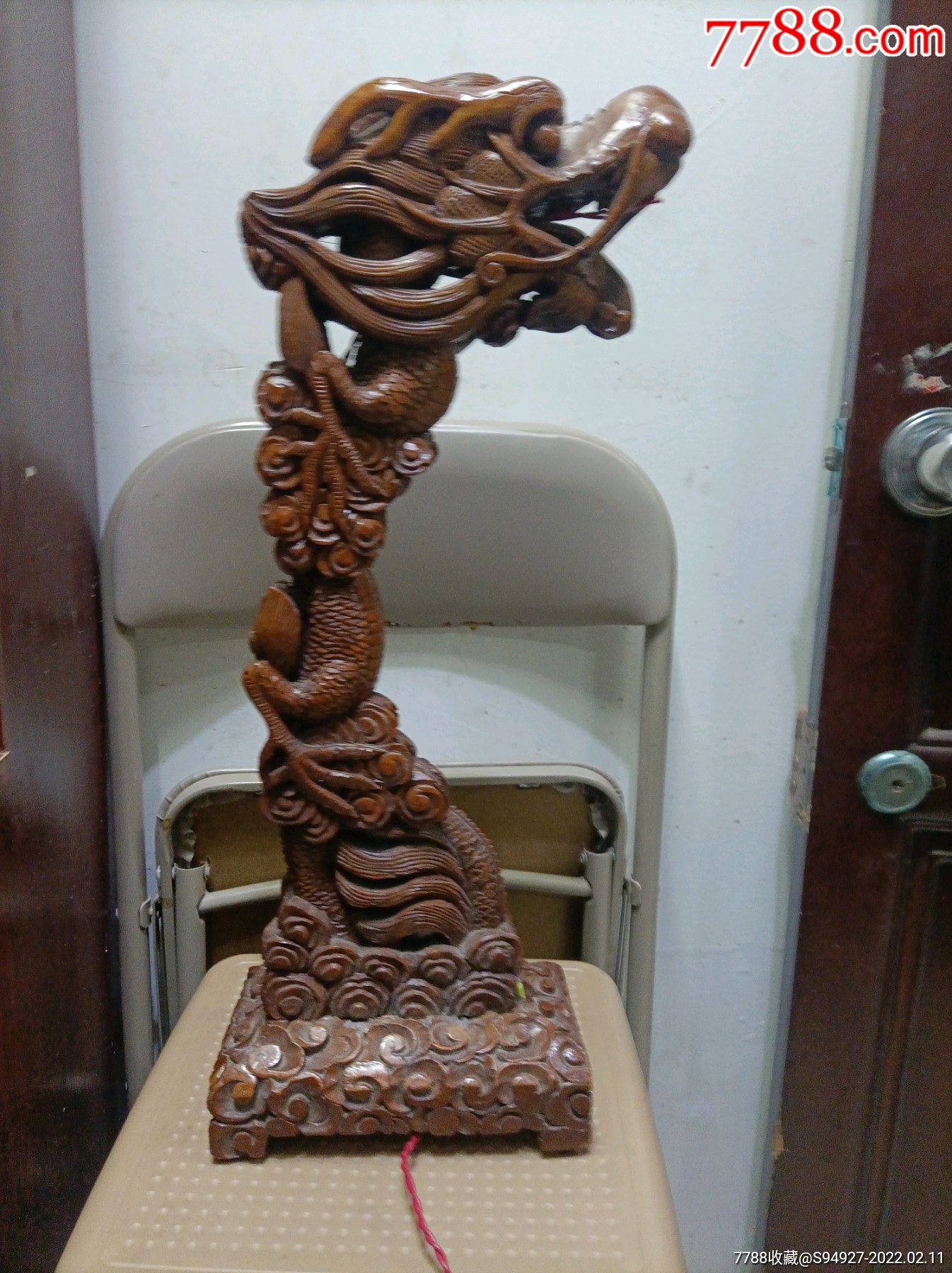 龙头木雕台灯座
