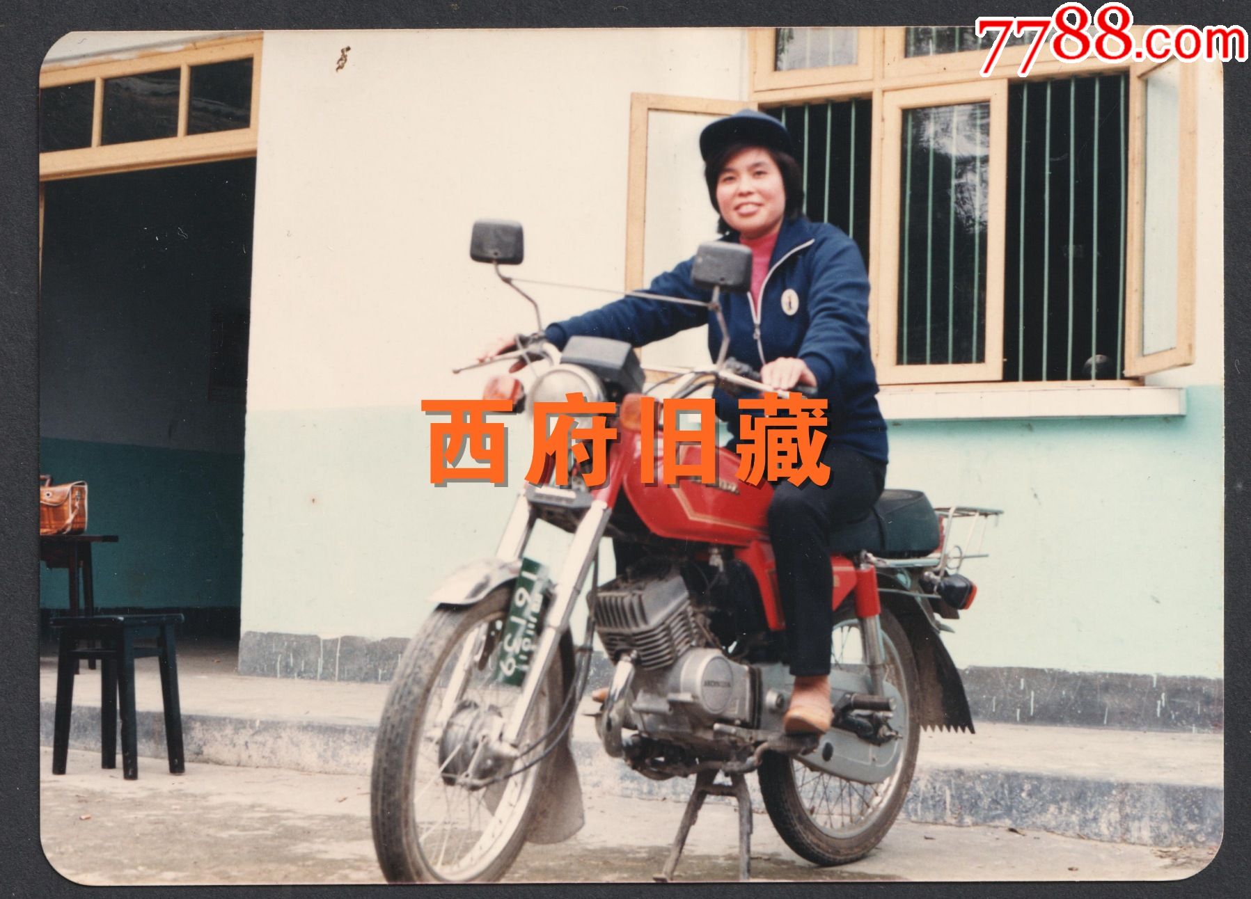 八十年代四川牌照的摩托车老照片
