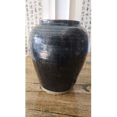 清代黑釉瓷罐