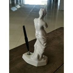 美女雕塑