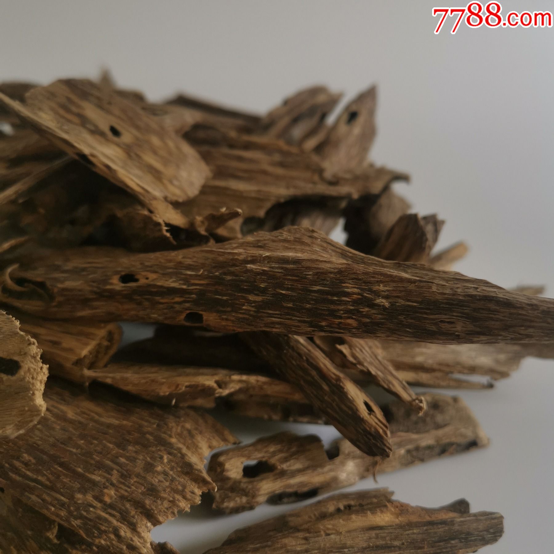 天然随形虫漏沉香香薰香料泡水泡茶泡酒暖胃持久留香