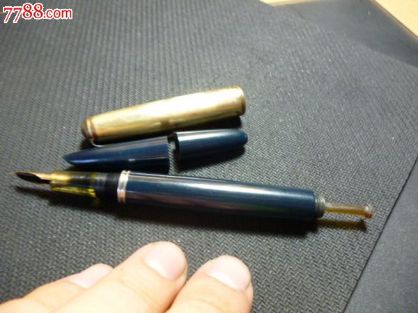 美国制—派克51"1946年真空金笔!金笔尖饱满!少见的墨绿色!